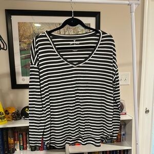 American Eagle Outfitters Black and White Striped Women's Top